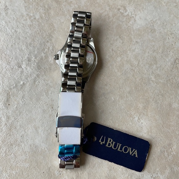 Bulova Lady Stainless Steel #63M00 - Picture 4 of 7